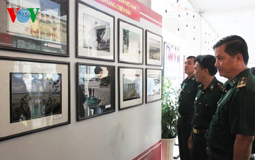 Expositions de photos « Les soldats de l’Oncle Ho - les plus beaux hommes » - ảnh 1